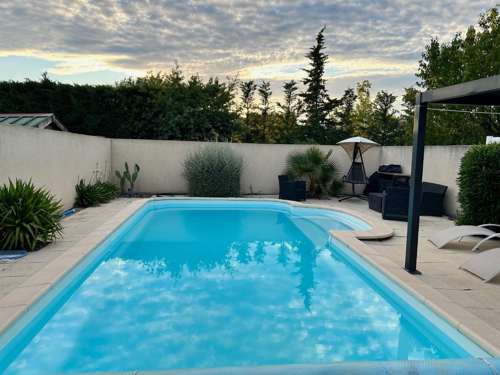 Villa Luberon 4 Etoiles Climatisee, Piscine Privee Au Calme L'Isle-sur-la-Sorgue Exterior photo
