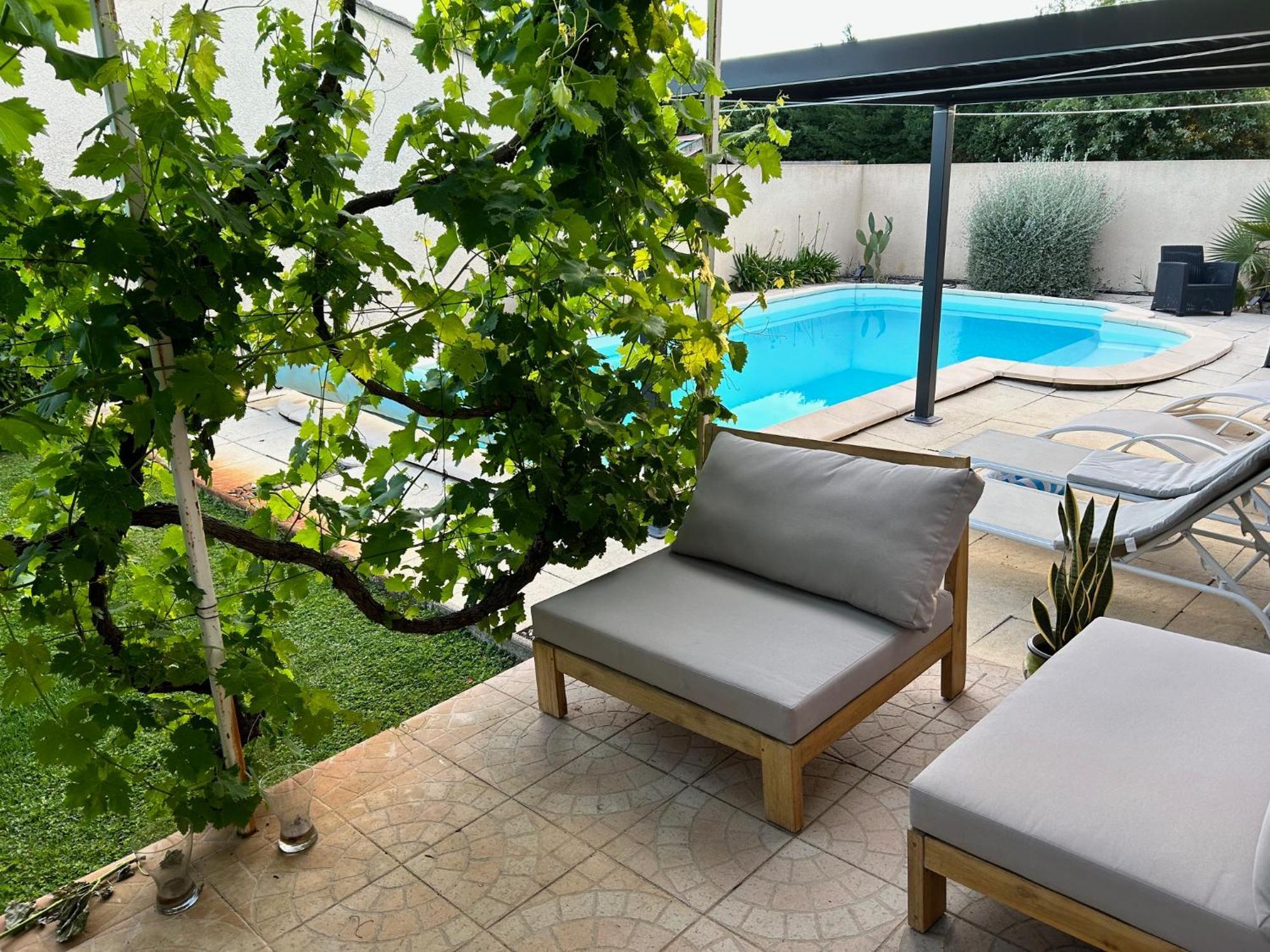 Villa Luberon 4 Etoiles Climatisee, Piscine Privee Au Calme L'Isle-sur-la-Sorgue Exterior photo